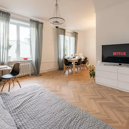 St. Charles Apartment *